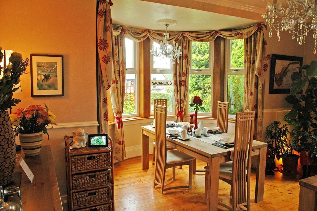 Pitreavie Guest House Dunfermline Esterno foto