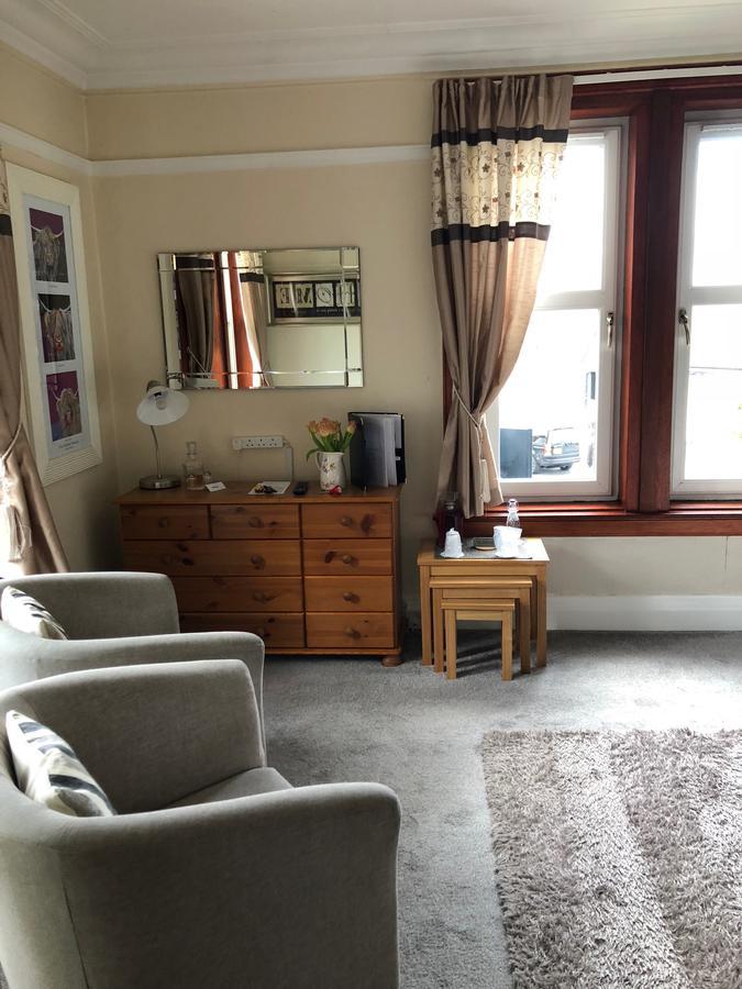Pitreavie Guest House Dunfermline Esterno foto